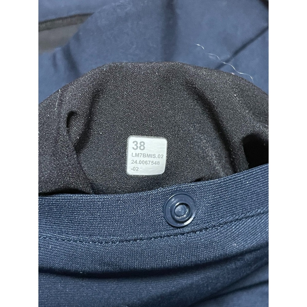 Lululemon Commission Golf Shorts Mens 38 Navy Blue LM7BMIS 8.5 Inch Inseam - Picture 3 of 5